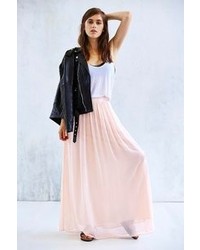 Розовая юбка со складками