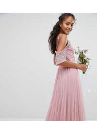 Розовое вечернее платье из фатина с рюшами от Maya Tall