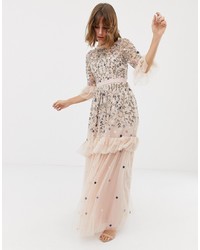 Розовое вечернее платье из фатина с украшением от Needle & Thread