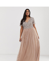 Розовое вечернее платье с пайетками с украшением от Maya Plus