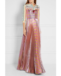 Розовое вечернее платье с пайетками от Gucci