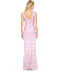 Розовое вечернее платье от Herve Leger