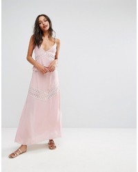 Розовое кружевное платье-комбинация от Boohoo