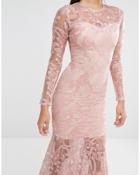 Розовое кружевное платье-макси от Club L
