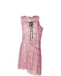 Розовое кружевное платье прямого кроя от Ann Demeulemeester