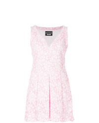 Розовое кружевное платье с пышной юбкой от Boutique Moschino