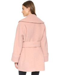 Женское розовое пальто от Carven