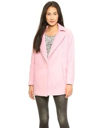 Женское розовое пальто