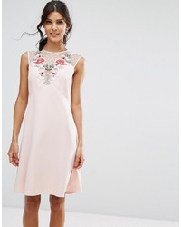 Розовое платье в сеточку с цветочным принтом от Elise Ryan