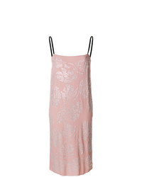 Розовое платье-комбинация с украшением от N°21