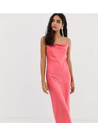 Розовое платье-комбинация от Miss Selfridge