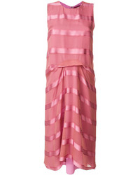 Розовое платье-миди в горизонтальную полоску