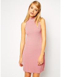 Розовое платье прямого кроя от Asos