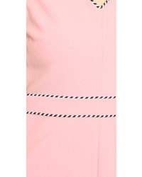 Розовое платье прямого кроя от Diane von Furstenberg