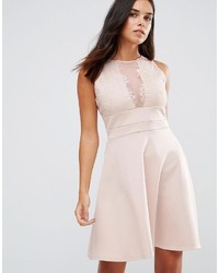 Розовое платье с плиссированной юбкой от Wal G
