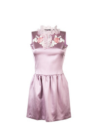 Розовое платье с пышной юбкой с вышивкой от Giamba
