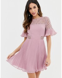 Розовое платье с пышной юбкой с рюшами от ASOS DESIGN