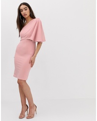 Розовое платье-футляр от Club L London