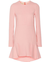 Розовое платье-футляр от Marni
