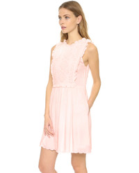 Розовое платье от Paul & Joe Sister