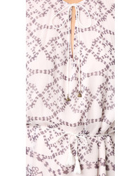 Розовое платье от The Jetset Diaries