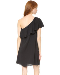 Розовое платье от Amanda Uprichard