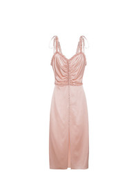 Розовое сатиновое платье-футляр от Magda Butrym