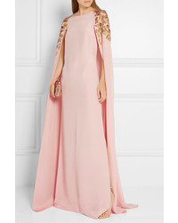 Розовое шелковое вечернее платье с украшением от Oscar de la Renta