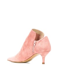Розовые замшевые ботильоны от Strategia
