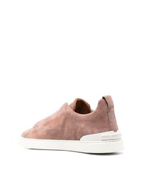 Мужские розовые замшевые кроссовки от Zegna