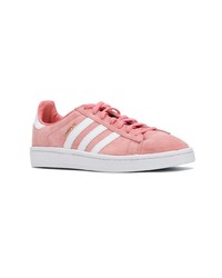 Женские розовые замшевые низкие кеды от adidas