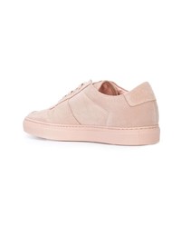 Мужские розовые замшевые низкие кеды от Common Projects