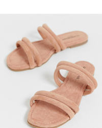 Розовые замшевые сандалии на плоской подошве от Glamorous Wide Fit