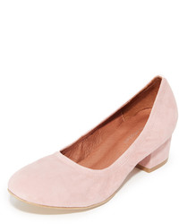 Розовые замшевые туфли от Jeffrey Campbell