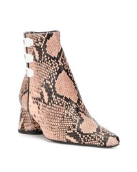 Розовые кожаные ботильоны со змеиным рисунком от Ellery