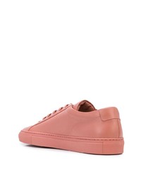 Мужские розовые кожаные низкие кеды от Common Projects