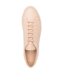 Мужские розовые кожаные низкие кеды от Common Projects