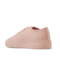 Женские розовые кожаные низкие кеды от Common Projects