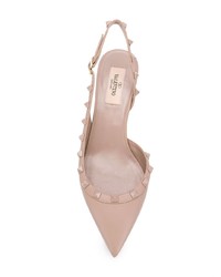 Розовые кожаные туфли с шипами от Valentino