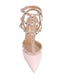 Розовые кожаные туфли с шипами от Valentino