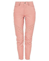 Розовые кожаные узкие брюки