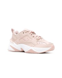 Женские розовые кроссовки от Nike