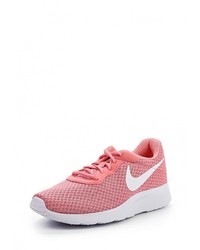 Женские розовые кроссовки от Nike