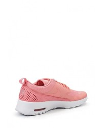 Женские розовые кроссовки от Nike