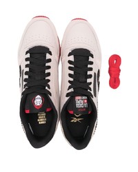 Мужские розовые кроссовки от Reebok