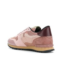 Женские розовые низкие кеды с принтом от Valentino