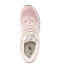 Мужские розовые низкие кеды от New Balance