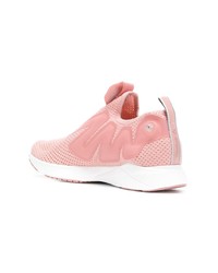 Мужские розовые низкие кеды от Reebok