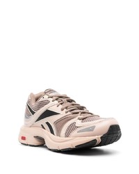 Мужские розовые низкие кеды от Reebok