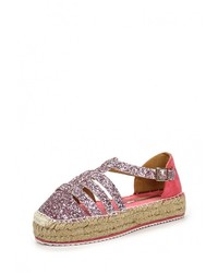 Розовые сандалии на плоской подошве от Mariamare